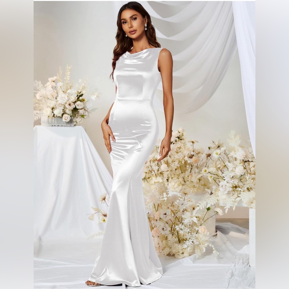 MUXXN Boutique Dress, White Full Length Gown, Large, NWT